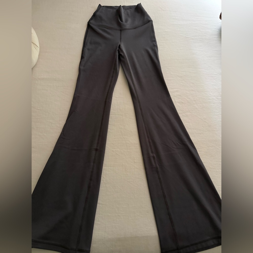 New And Unworn* Hollister Gilly Hicks Black Flared Leggings
